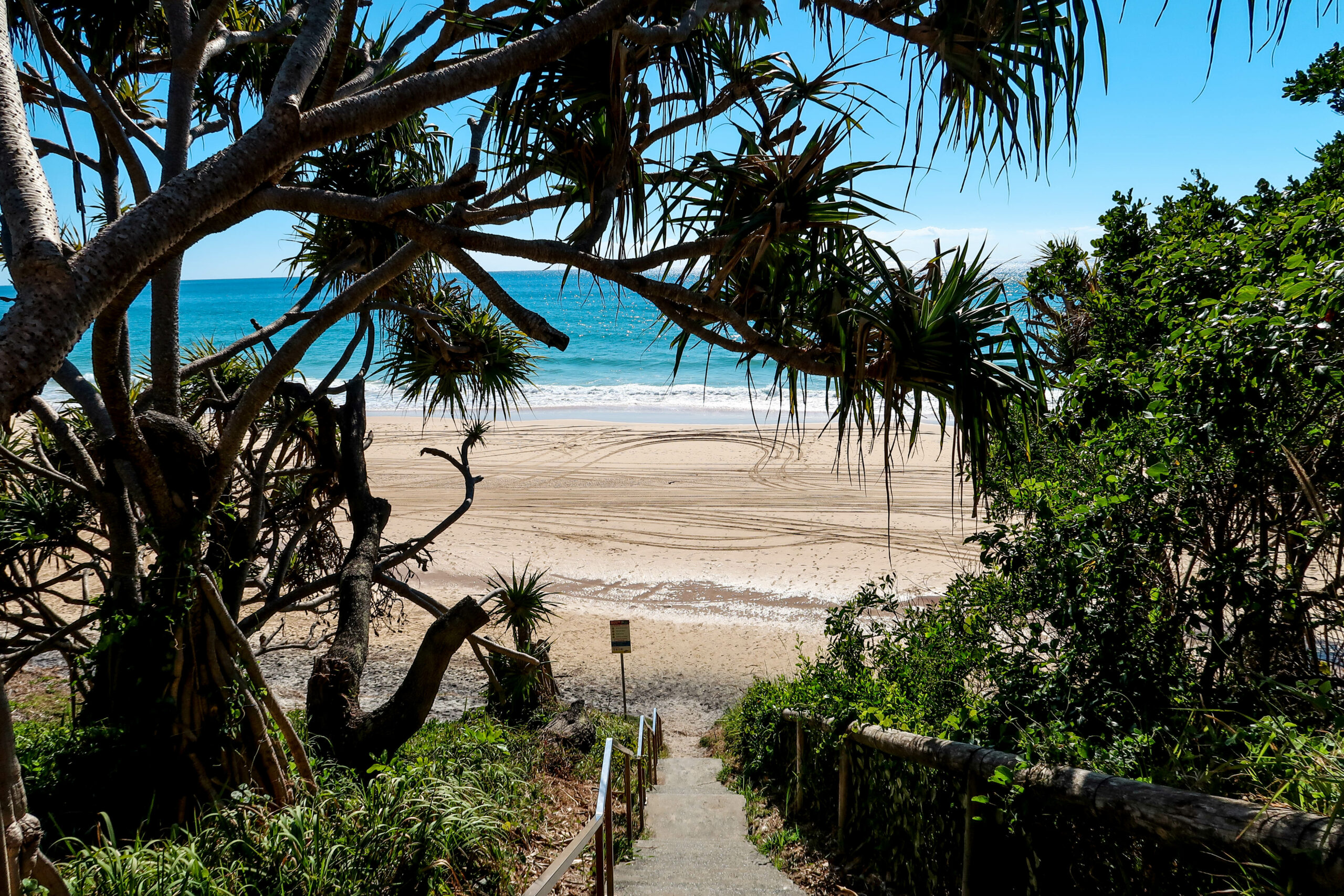 chignouf arrivéee plage.jpg